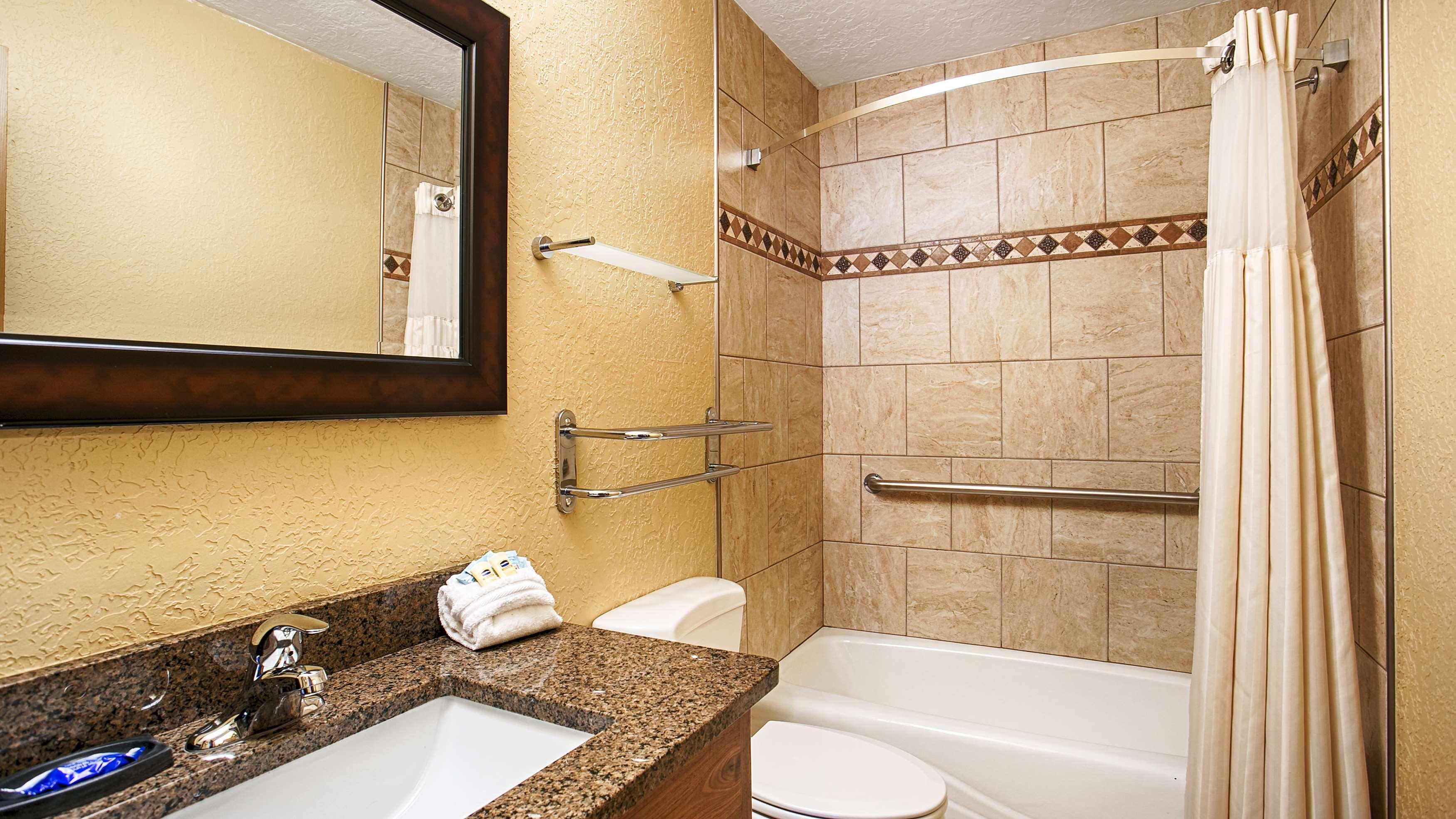 Best Western River'S Edge Red River Exterior photo