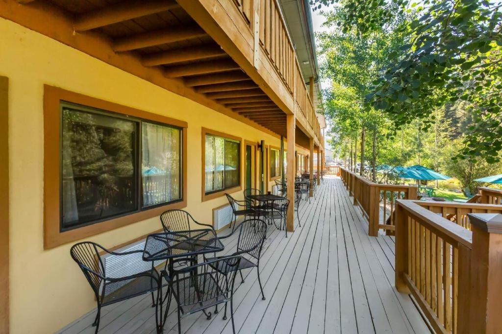 Best Western River'S Edge Red River Exterior photo