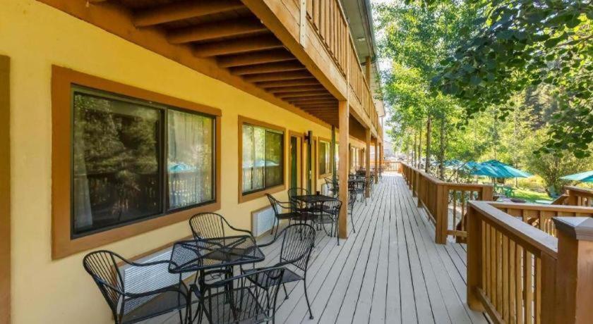 Best Western River'S Edge Red River Exterior photo