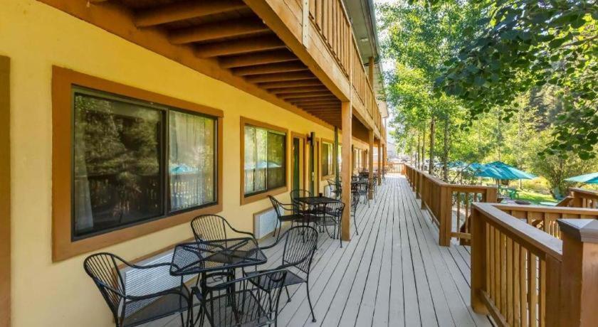 Best Western River'S Edge Red River Exterior photo
