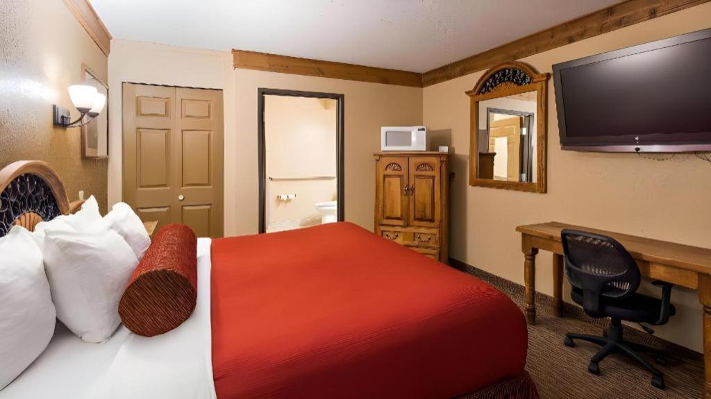 Best Western Rivers Edge Red River Exterior photo