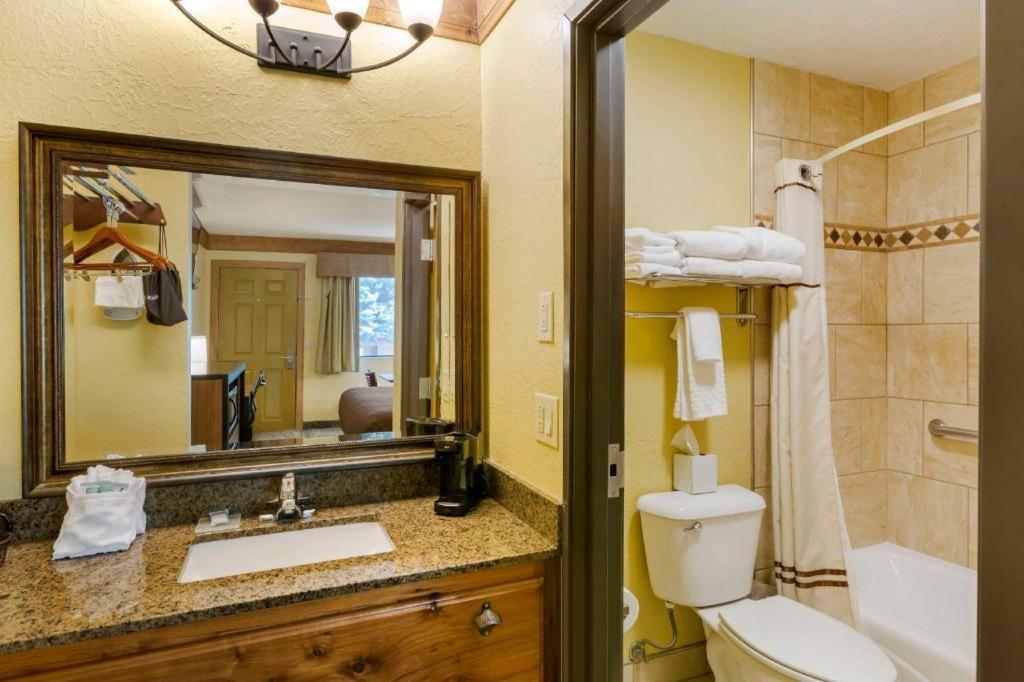 Best Western Rivers Edge Red River Exterior photo