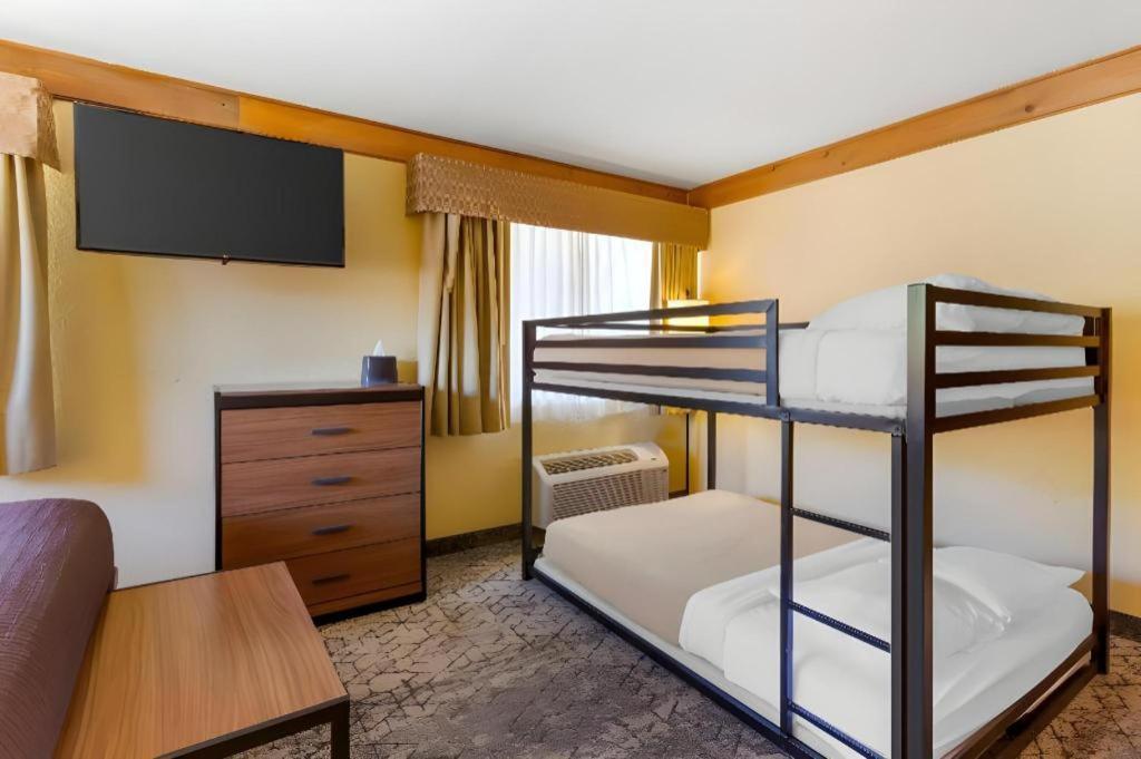 Best Western Rivers Edge Red River Exterior photo